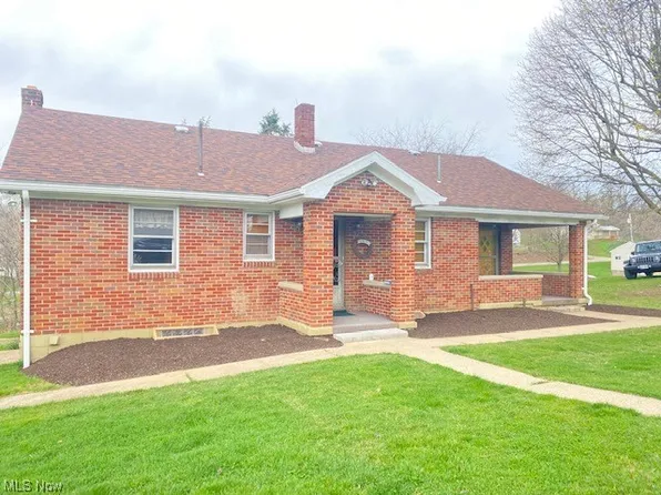 1772 Bantam Ridge Rd, Wintersville, OH 43953