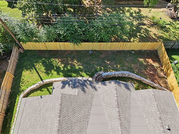 3rd image of 3012 W 56th St