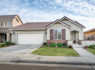 3458 Sussex Ave, Clovis, CA 93619