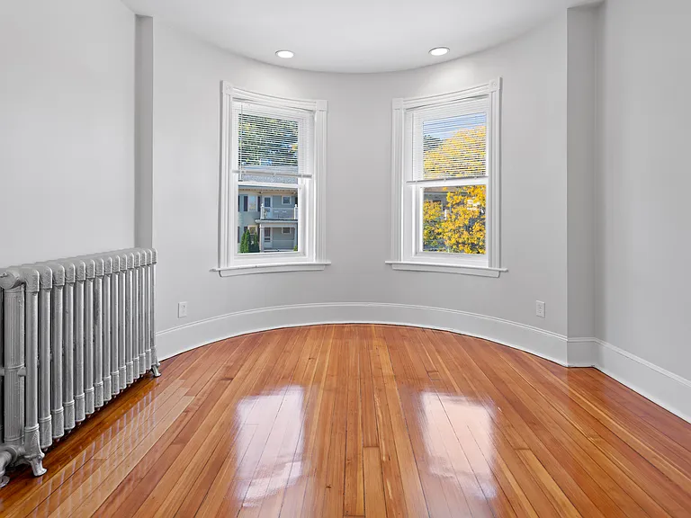 510 Talbot Ave #3 — Photo 2