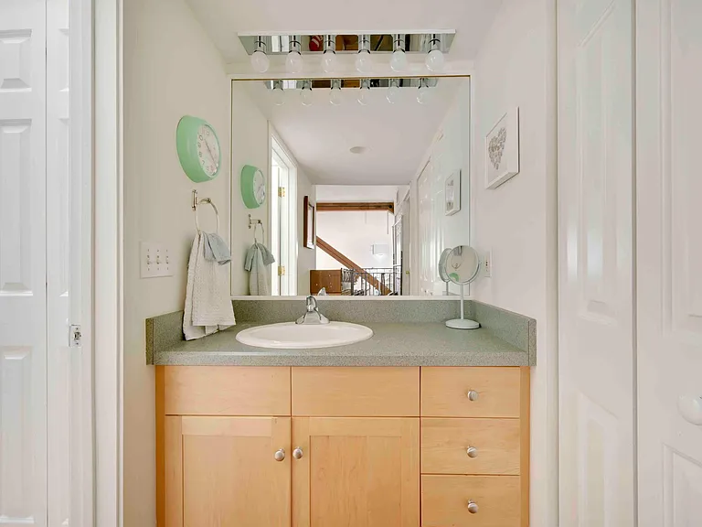 6 School St #20 — Photo 13