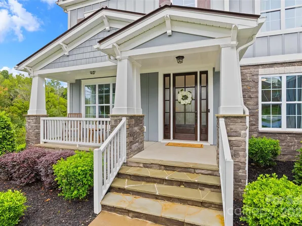 414 Hampton Trail Dr, Fort Mill, SC 29708