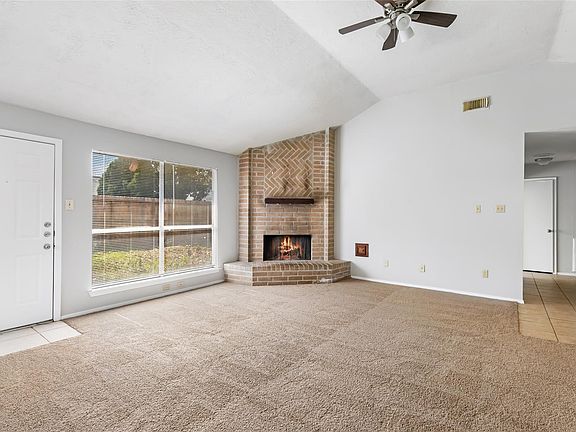 3rd image of 7310 Maple Walk Dr