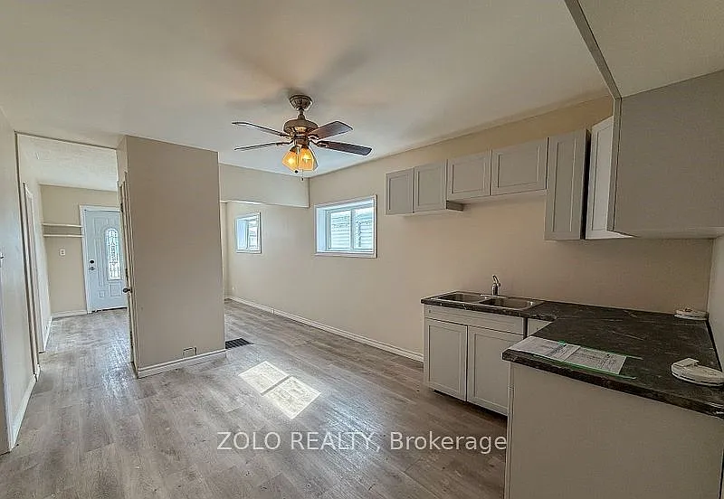 3 bed, $2,300 — Photo 2