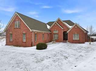 168 Master Ct, Hustonville, KY 40437