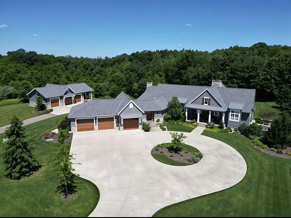 5th image of 170 Stone Gate Ct