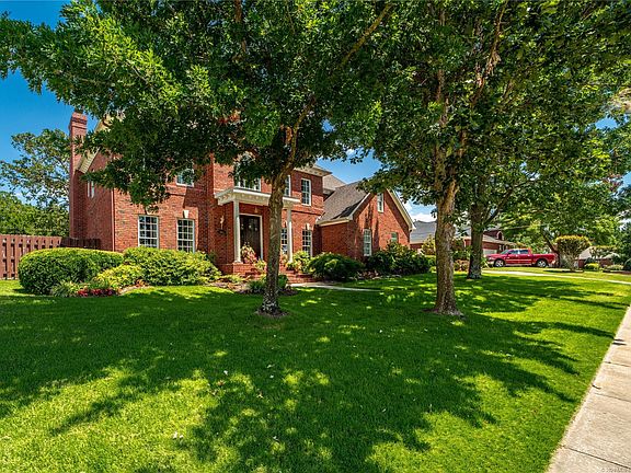 3rd image of 1414 Timber Ln