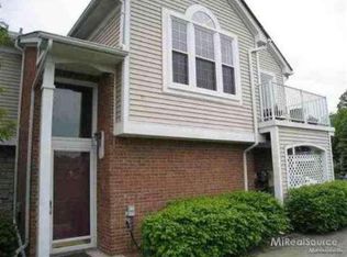56592 Scotland Blvd, Shelby Township, MI 48316