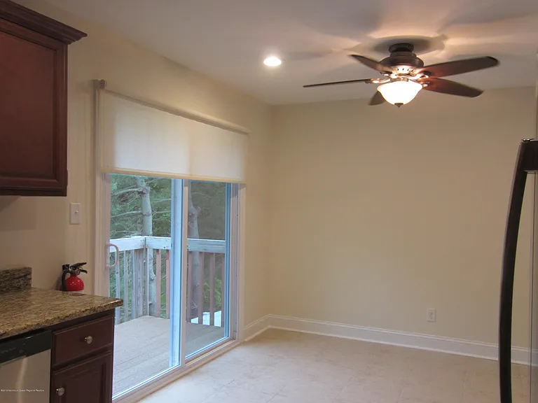 22 Lasatta Ave #2B — Photo 5