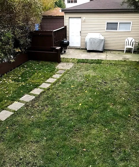 2623 N Hamlin Ave #G — Photo 15
