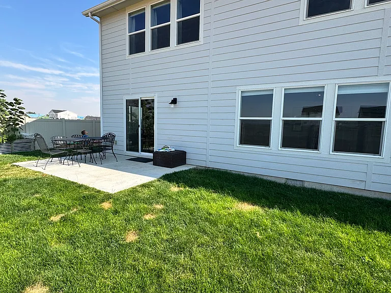 2156 W Arya St — Photo 30