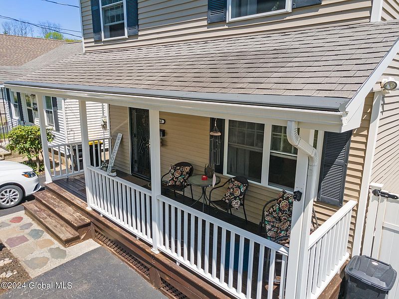 4th image of 1468 Fordham Avenue