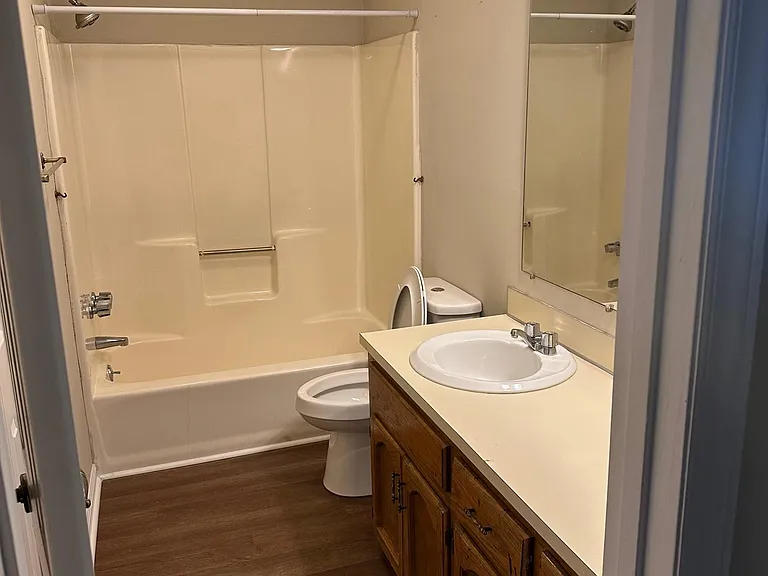 100 Willow Run Dr #31 — Photo 5