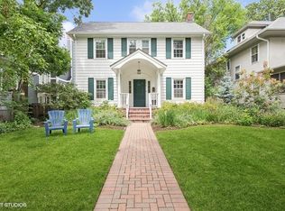 2615 Harrison St, Evanston, IL 60201