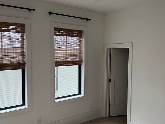 5th image of 11110 Serenbe Ln Unit 300