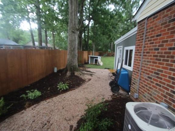 2nd image of 510 Vaden Dr