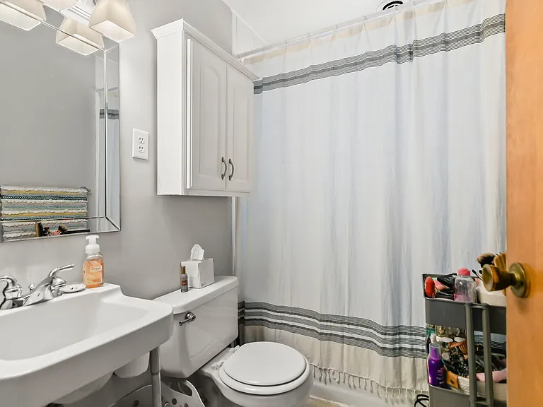 1311 S Walnut St — Photo 7