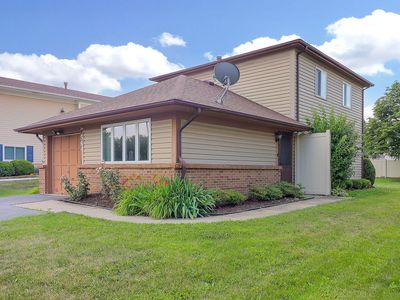 564 Sauk Ct, Carol Stream, IL, 60188