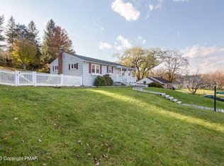 1095 Wallace St, Stroudsburg, PA 18360