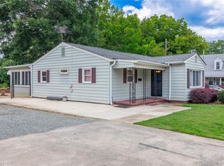 414 N Beaumont Ave, Burlington, NC 27217