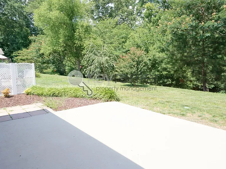 5410 Mandarin Cir — Photo 21