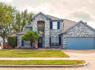 5801 Rockport Ln, Haltom City, TX 76137