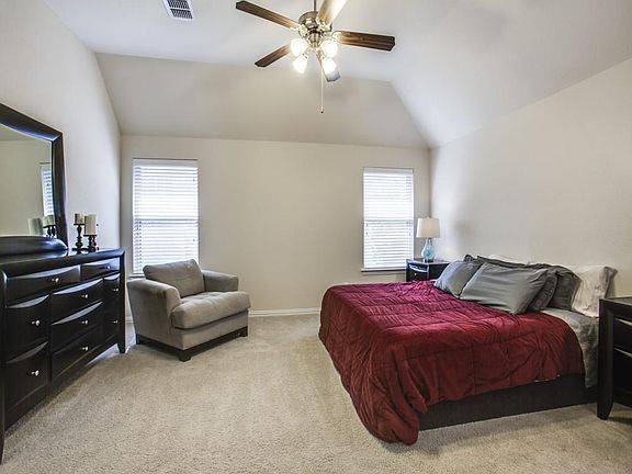5th image of 3525 Porter Creek Dr