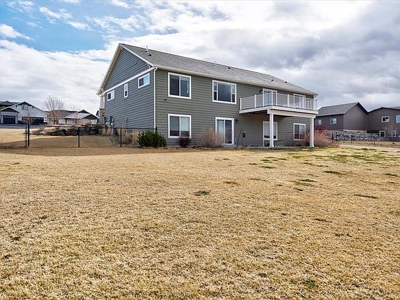 3rd image of 2978 Arendelle Rd