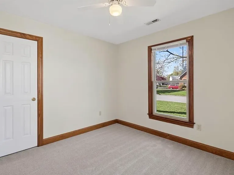 730 Beckley Ln — Photo 19