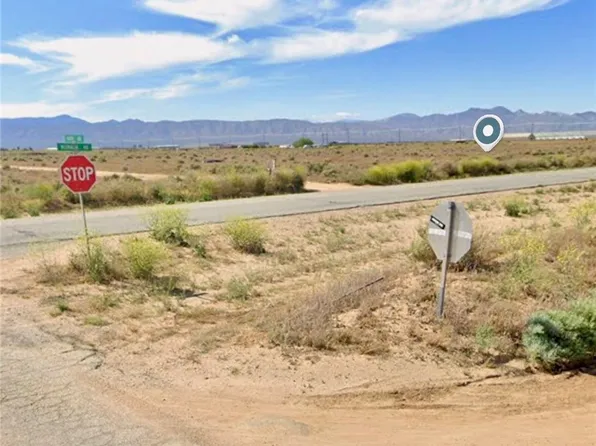 2880 Neuralia Rd #4, California City, CA 93505