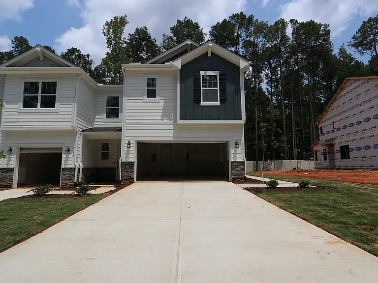 2926 Spring Manor Way — Photo 1