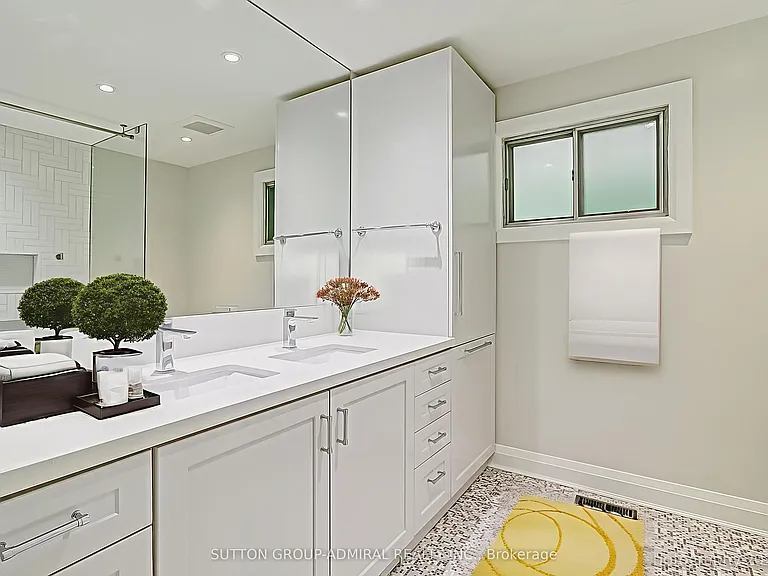 47 Waterloo Ave — Photo 14