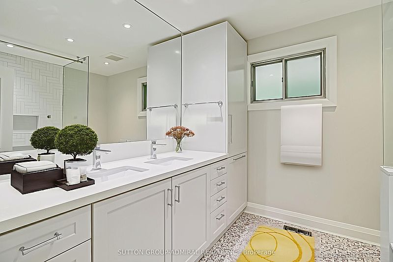 Toronto House for rent - 3 Bedrooms — photo 13