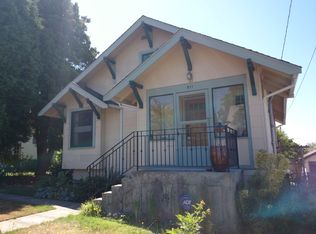 911 NW 60th St, Seattle, WA 98107