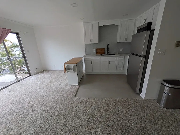 500 Cagney Ln — Photo 8
