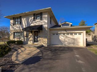 1710 Grenoble Rd, Columbus, OH 43221