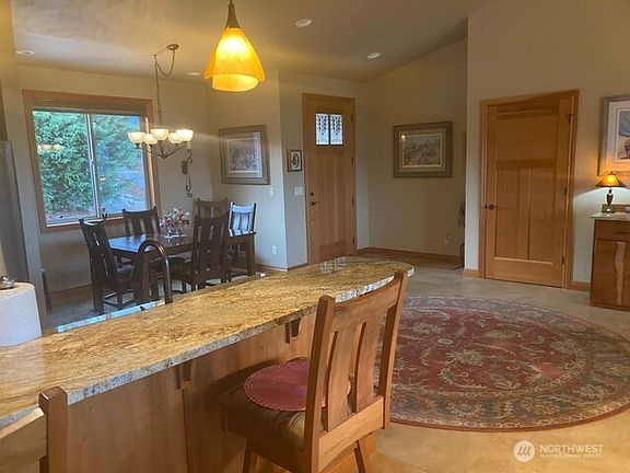 5th image of 4062 Knowles Road