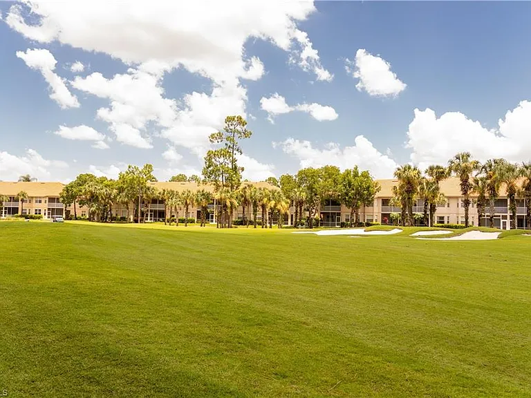 3950 Loblolly Bay Dr #3-402 — Photo 3