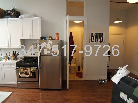 4th image of 279 McKibben St