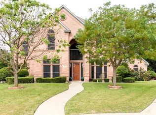 1221 Frenchmans Dr, Desoto, TX 75115