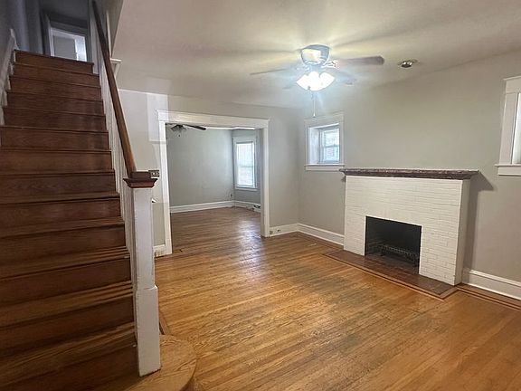 5th image of 407 E 19th St