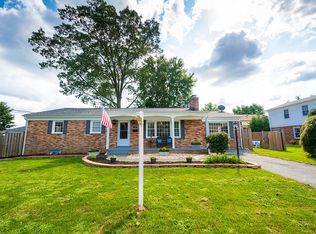 305 Ayrlee Ave NW, Leesburg, VA 20176