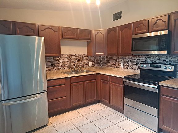 2nd image of 5618 Eggleston Ave
