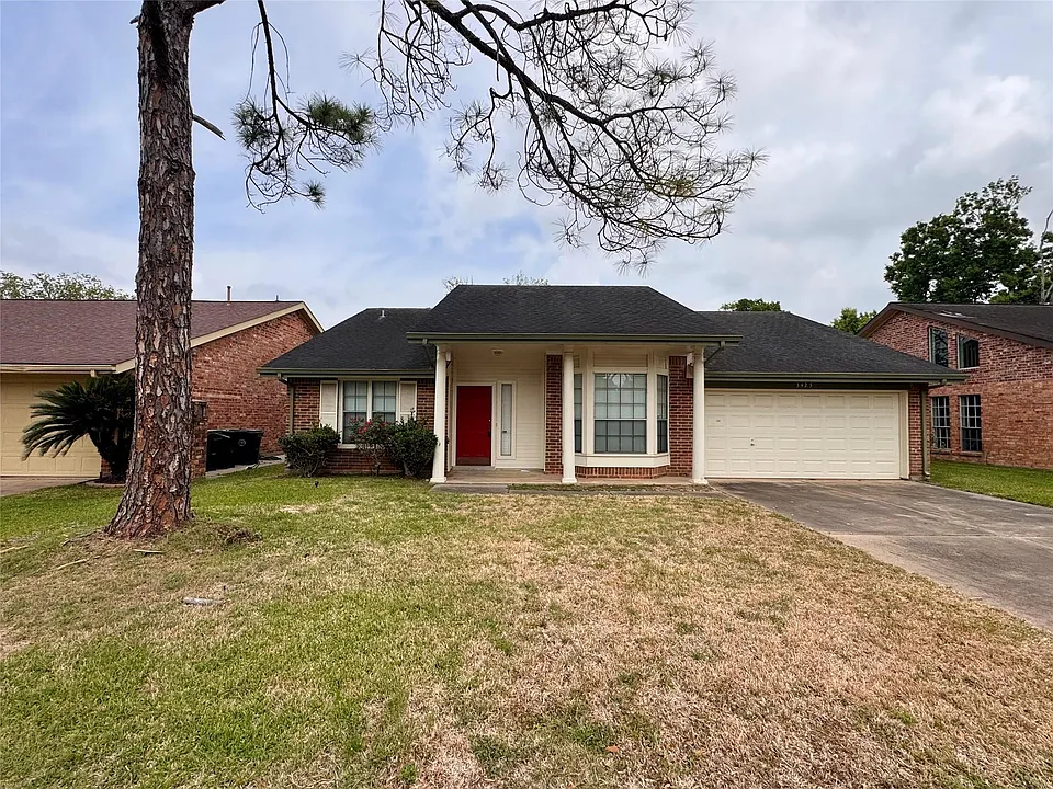 3423 Pecan Point Dr