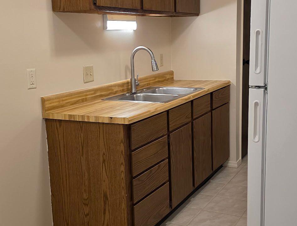 1st image of 2511 State St APT 4