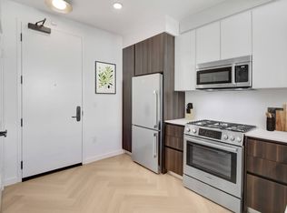 5570 Melrose Ave #5042901, Los Angeles, CA 90038