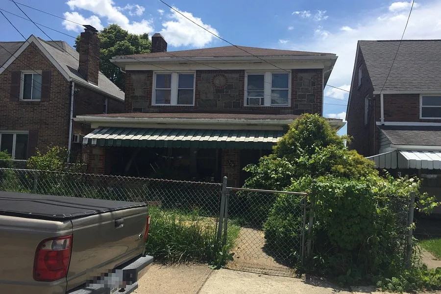 328 Fernhill Ave photo 1