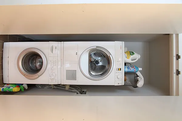 Rented by Compass | media 29