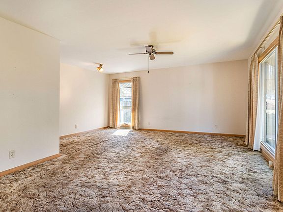3rd image of 358 28th St N
