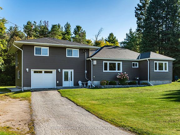2nd image of 5525 Penetanguishene Rd
